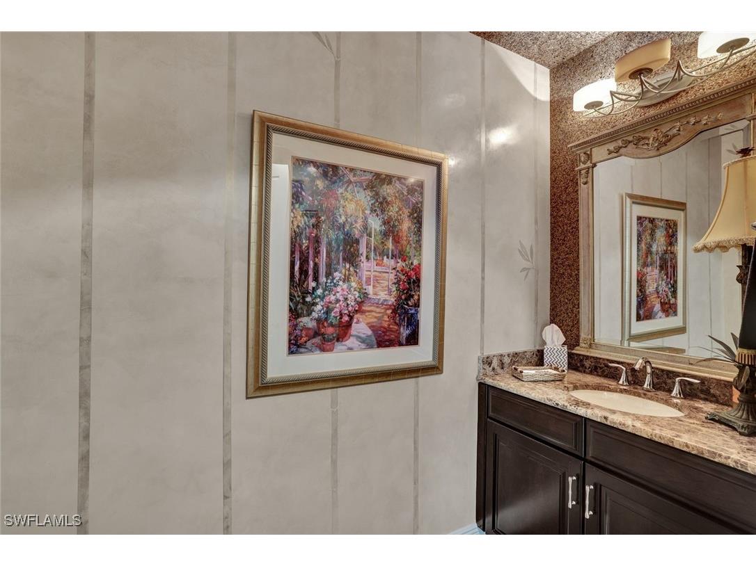 2772 Tiburon Boulevard E #5-102 Naples FL 34109 226005862 image12