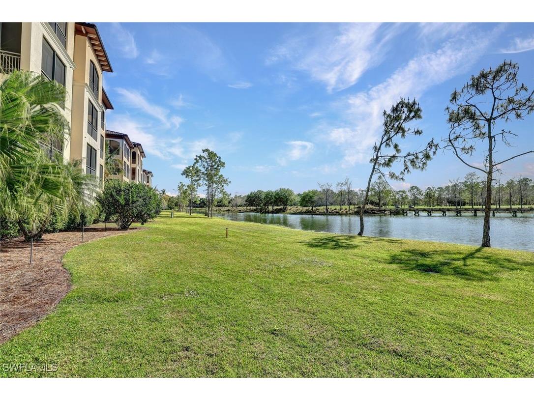 2772 Tiburon Boulevard E #5-102 Naples FL 34109 226005862 image16