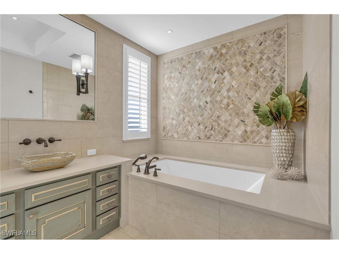 27725 Forester Drive Bonita Springs FL 34134 225070125 image14