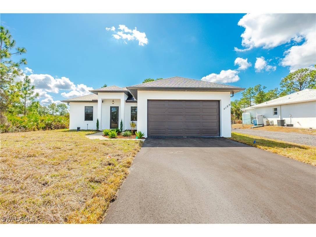 2774 56th Avenue NE Naples FL 34120 226008345 image1