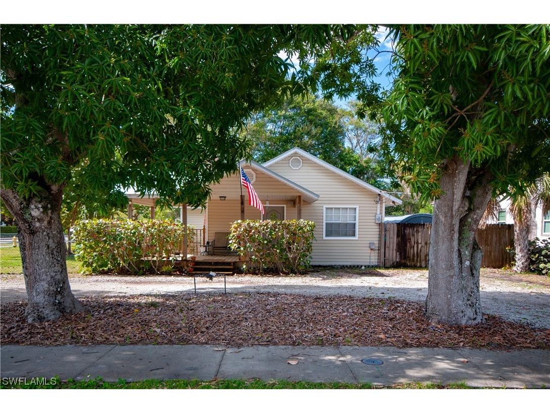 27748 Pullen Avenue Bonita Springs FL 34135 224011912 image1