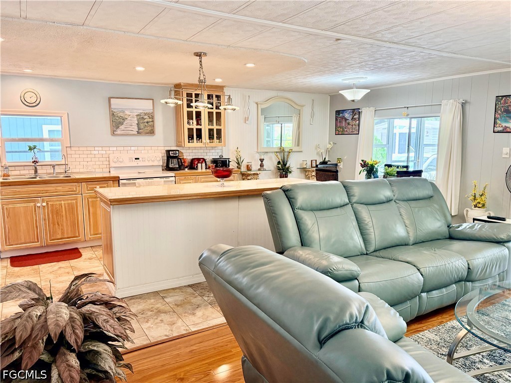 2777 Indianwood Drive North Fort Myers FL 33917 2026030703 image17