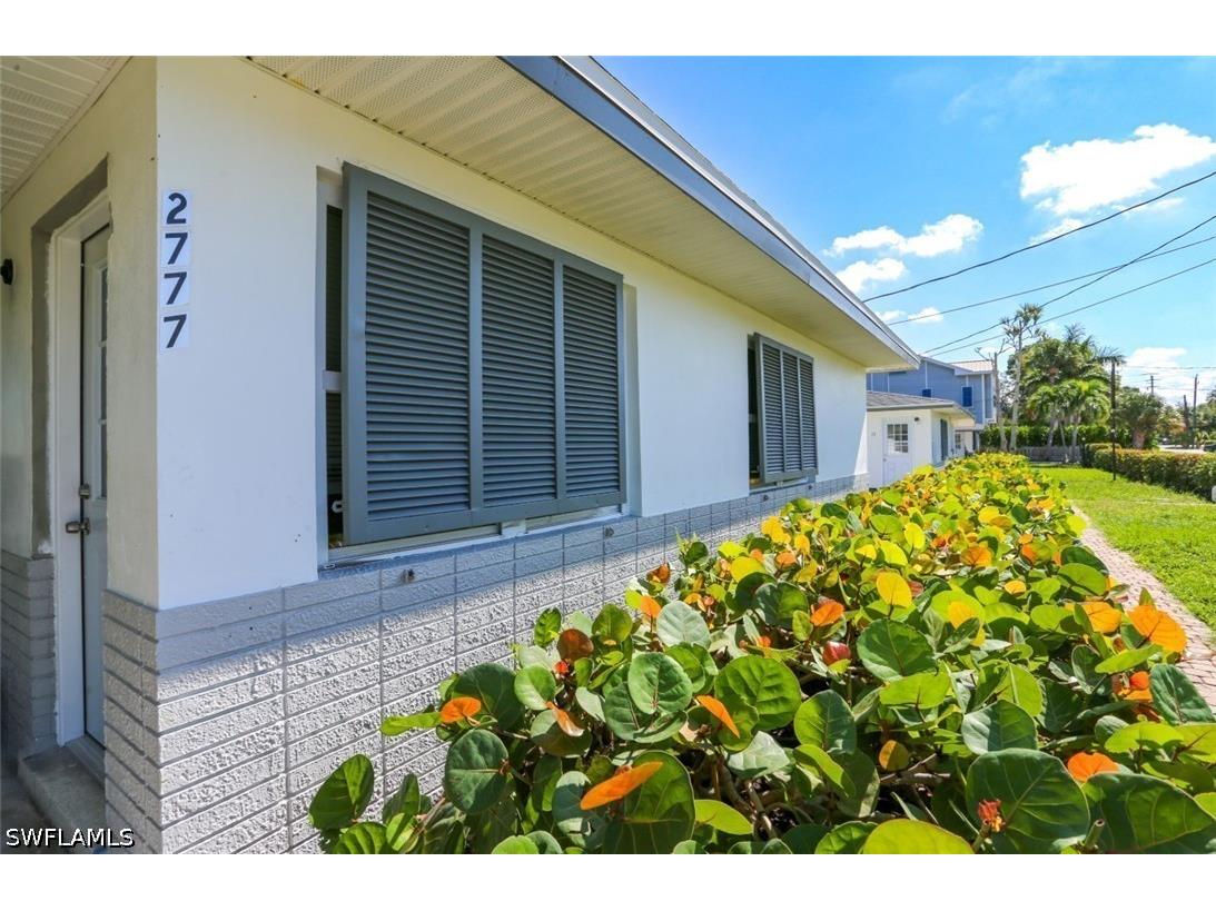 2777 Shoreview Drive #2 Naples FL 34112 226019829 image6