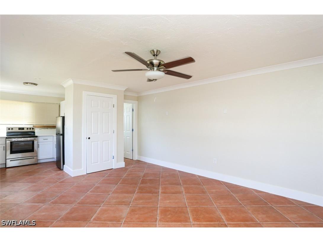 2777 Shoreview Drive #2 Naples FL 34112 226019829 image8