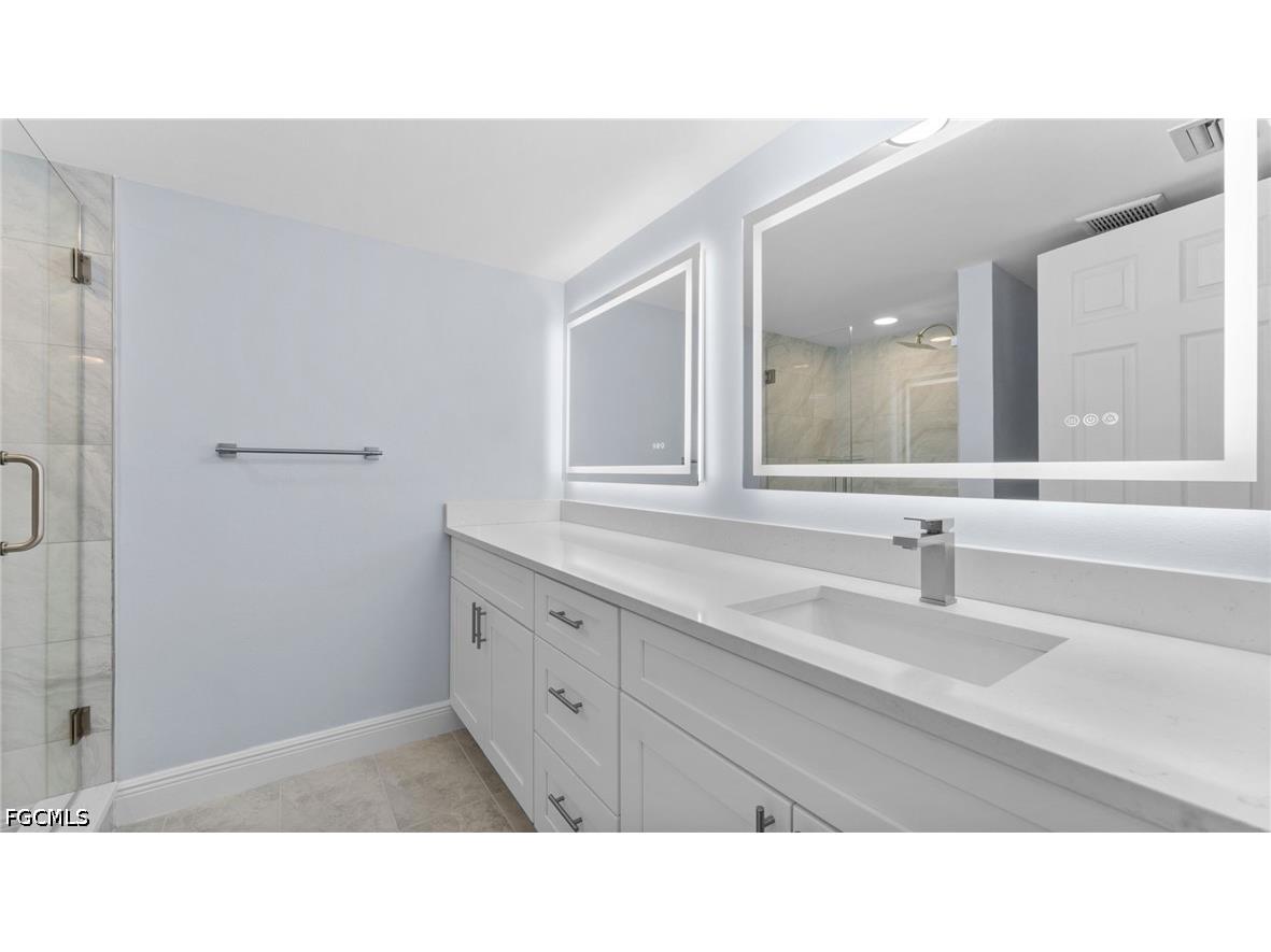 2777 W Gulf Drive #104 Sanibel FL 33957 2026026094 image25