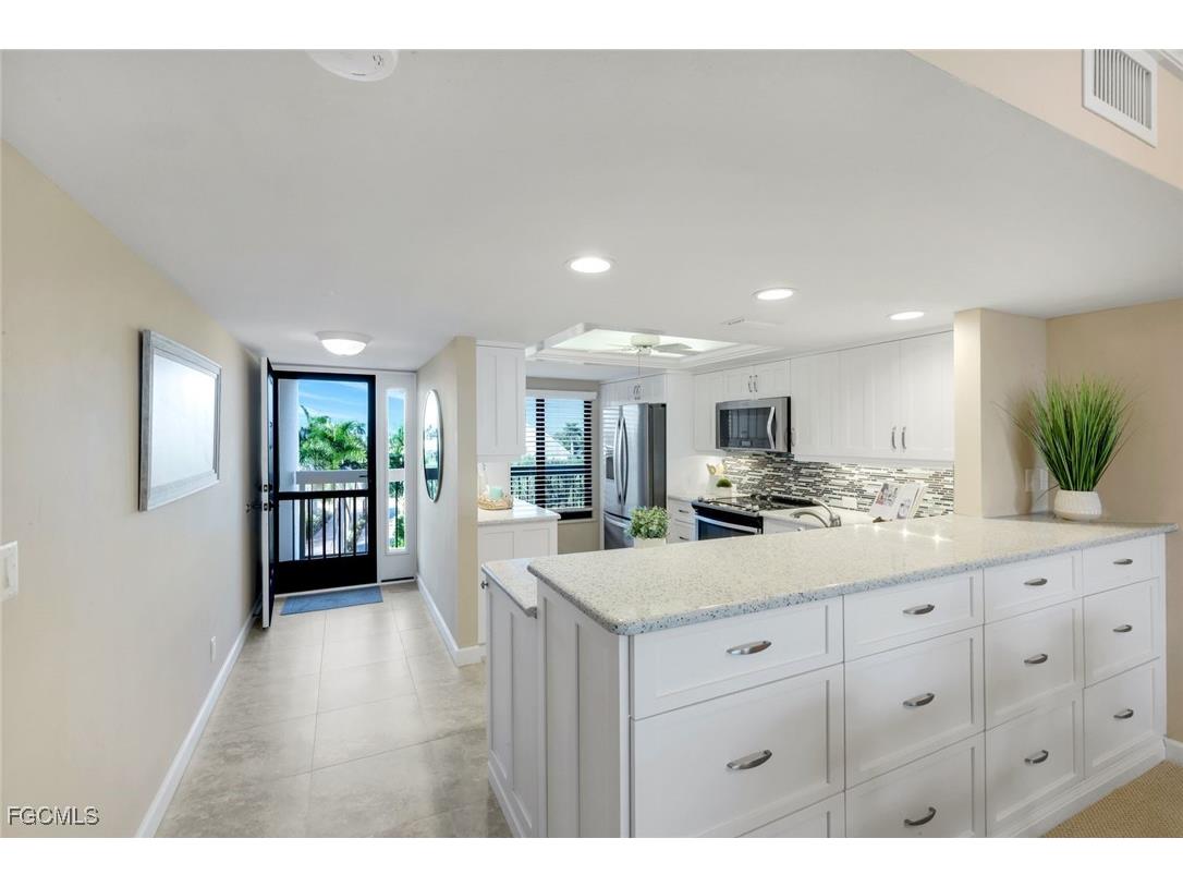 2777 W Gulf Drive #309 Sanibel FL 33957 2025019763 image13