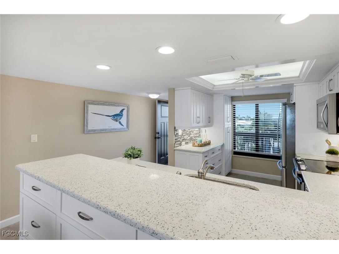 2777 W Gulf Drive #309 Sanibel FL 33957 2025019763 image14