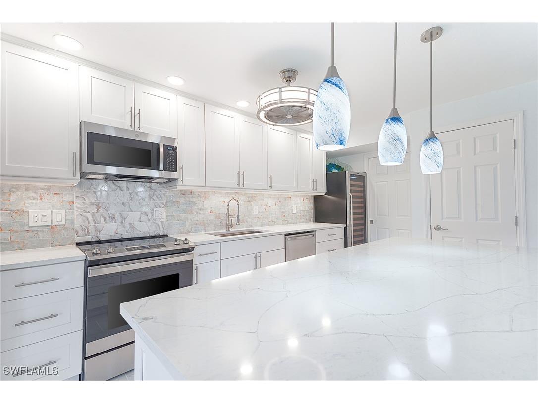 27771 Hacienda East Boulevard #223D Bonita Springs FL 34135 225020834 image1