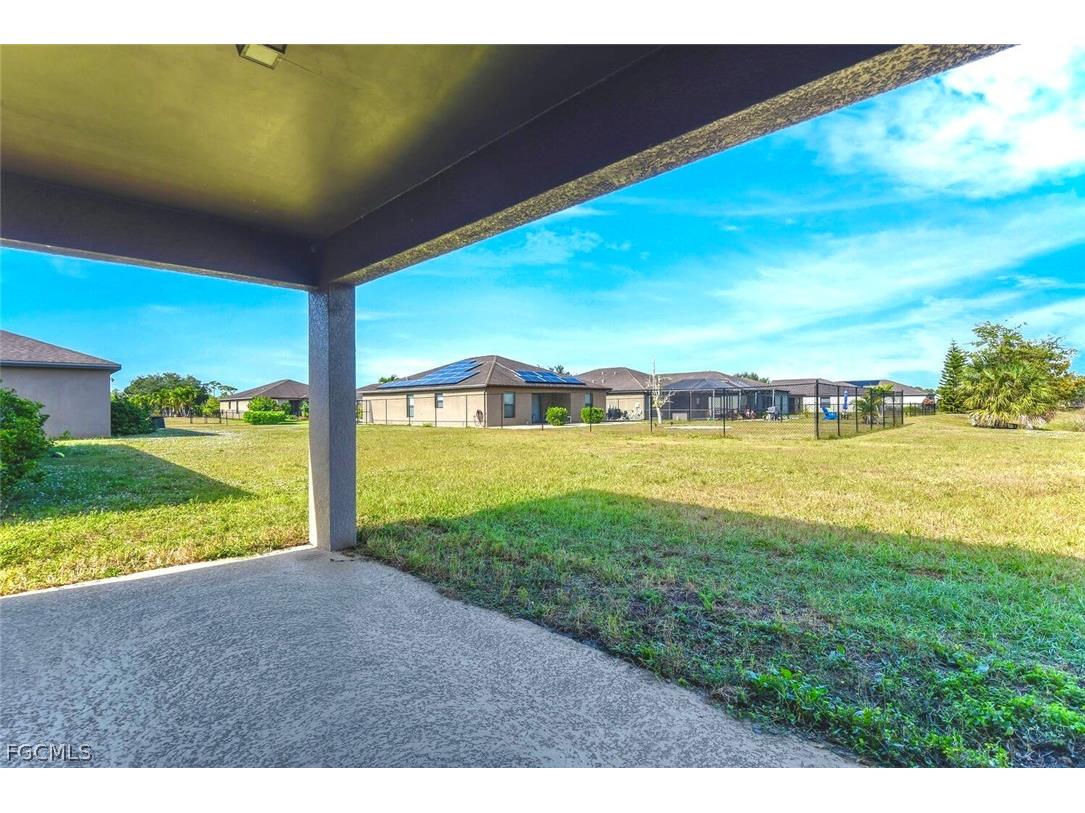 278 Shadow Lakes Drive Lehigh Acres FL 33974 2026009234 image26