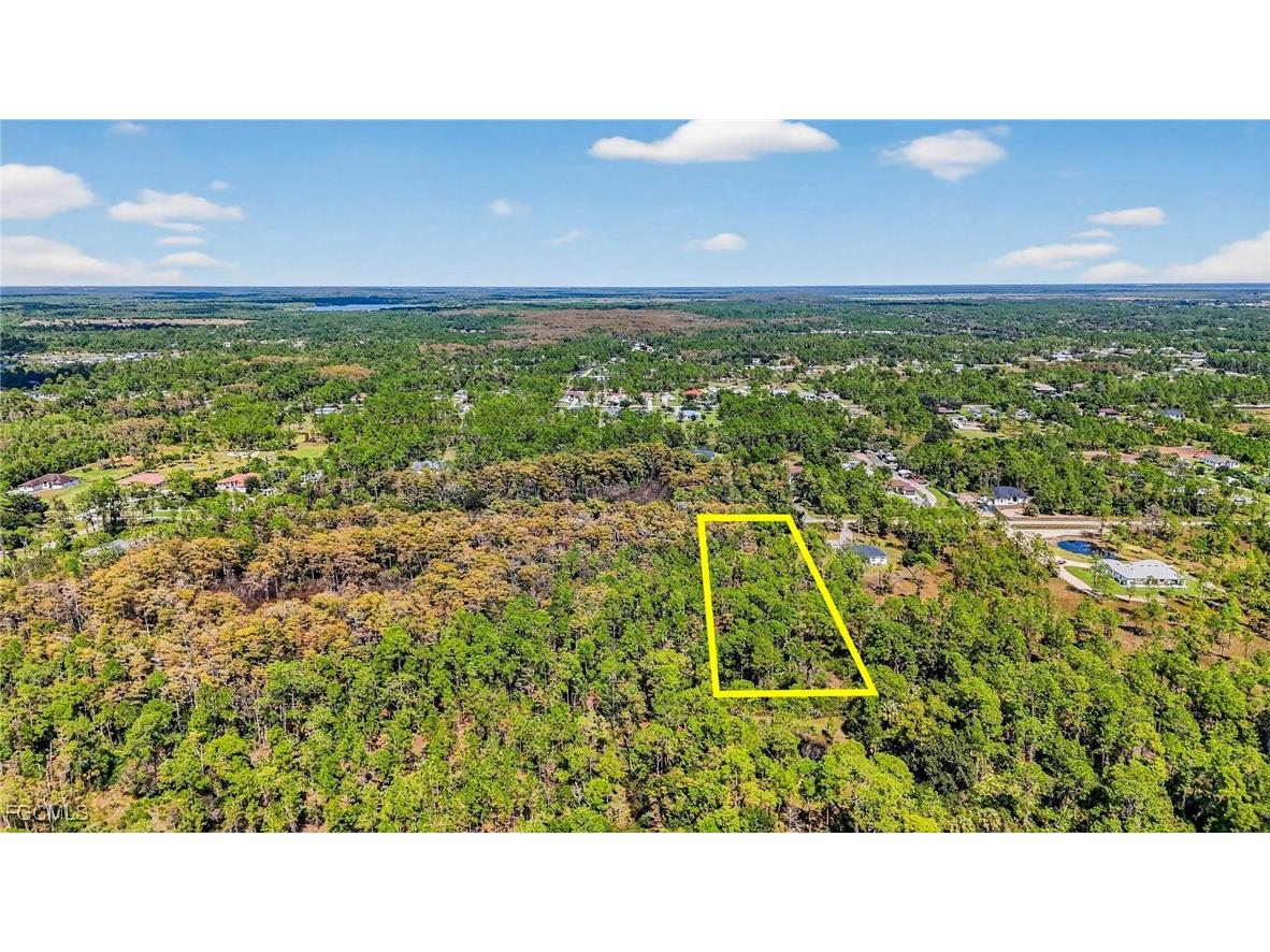 2780 52nd Avenue NE Naples FL 34120 2025016368 image1