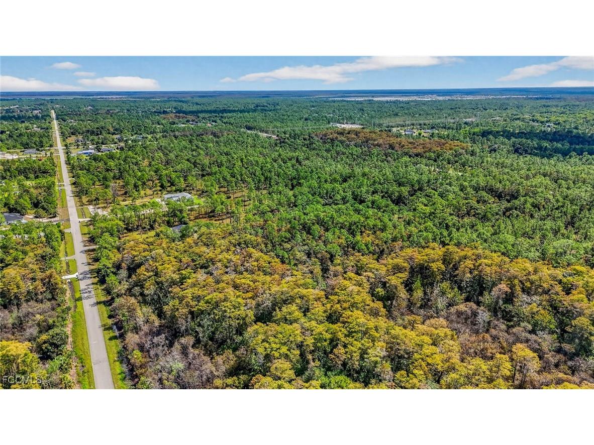 2780 52nd Avenue NE Naples FL 34120 2025016368 image4