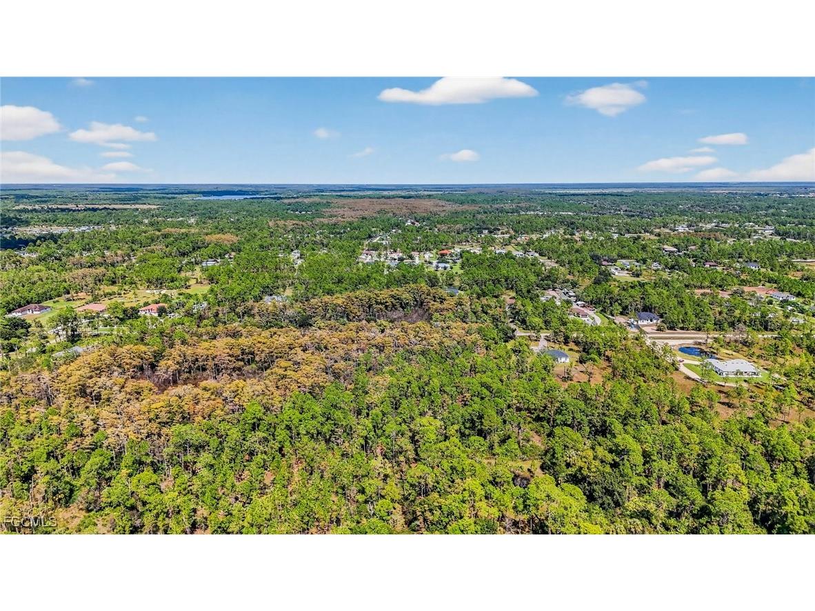 2780 52nd Avenue NE Naples FL 34120 2025016368 image8