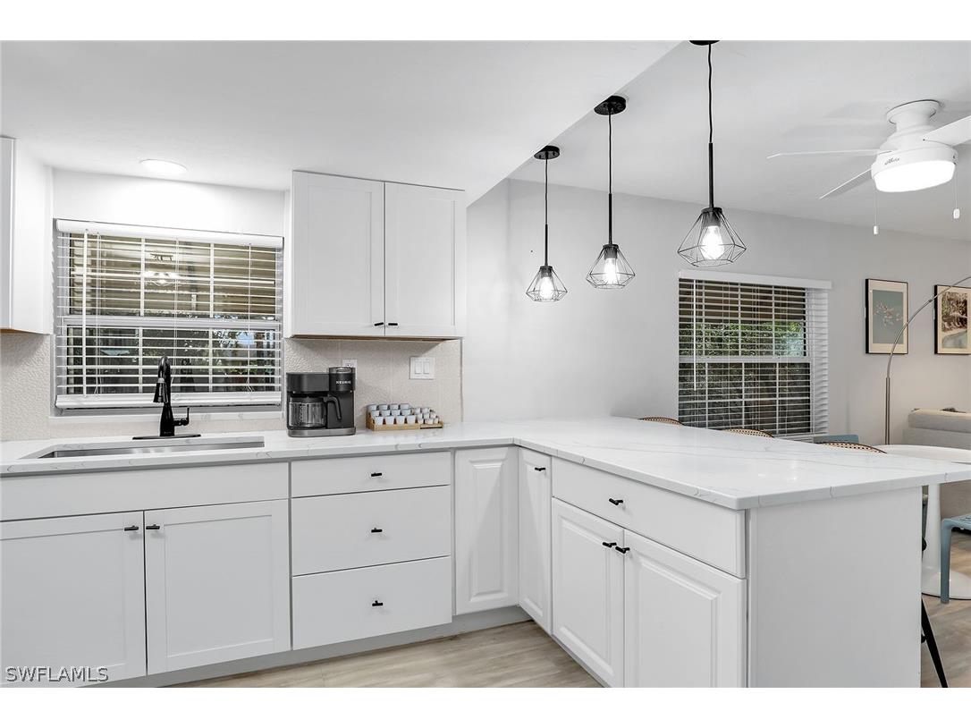 2780 Weeks Avenue Naples FL 34112 226008528 image5