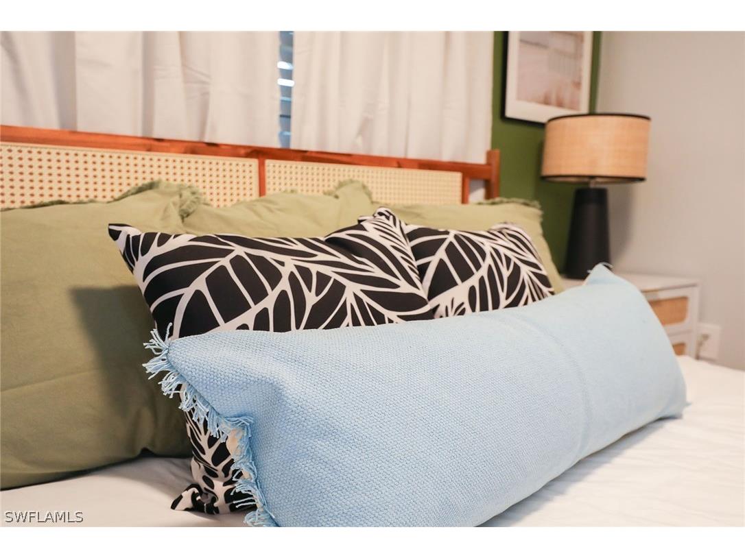 2780 Weeks Avenue Naples FL 34112 226008528 image8