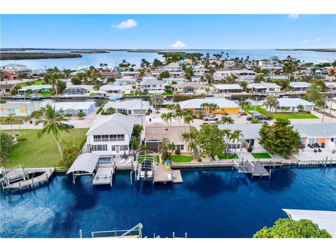 2781 Bruce Street Matlacha FL 33993 2025021039 image4