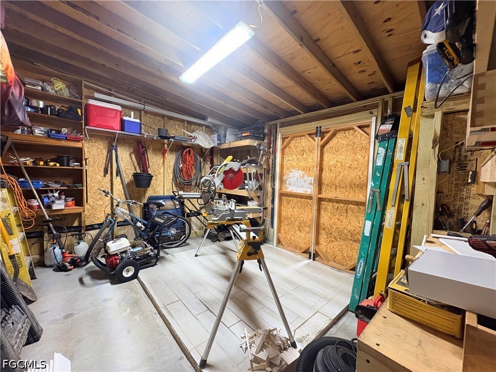 2781 Indianwood Drive North Fort Myers FL 33917 2026024992 image39