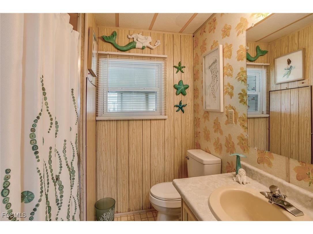 2782 Wedgewood Drive North Fort Myers FL 33917 2025009950 image15