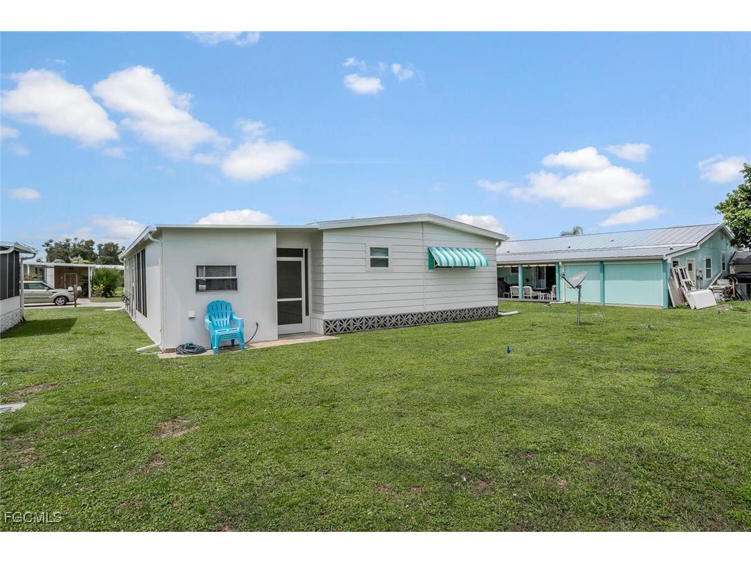 2782 Wedgewood Drive North Fort Myers FL 33917 2025009950 image18