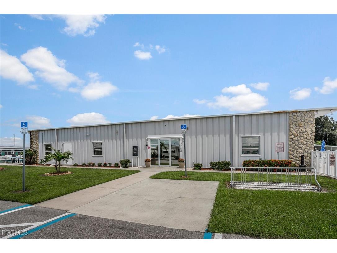 2782 Wedgewood Drive North Fort Myers FL 33917 2025009950 image19