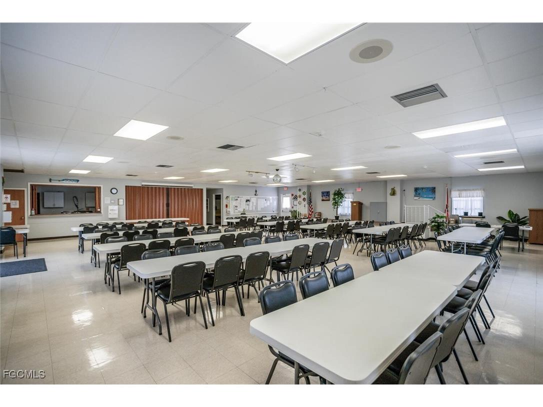 2782 Wedgewood Drive North Fort Myers FL 33917 2025009950 image20