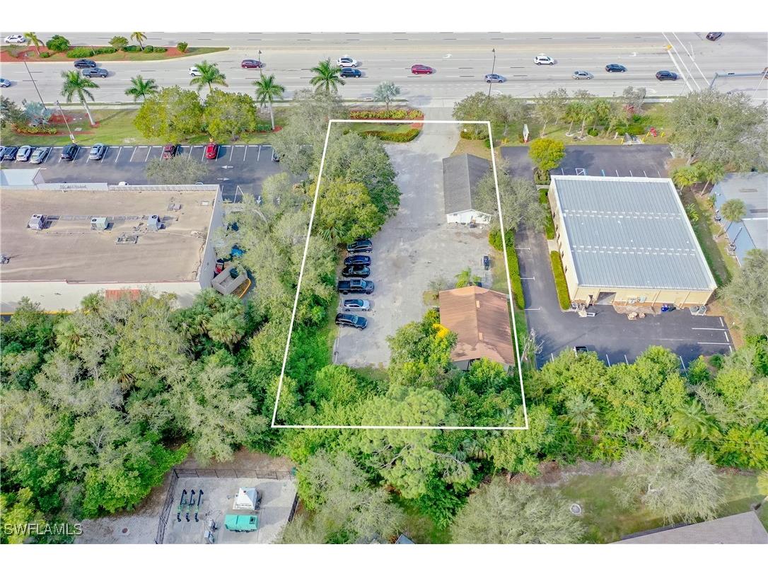 27831-835 Tamiami Trail Bonita Springs FL 34134 225074571 image1