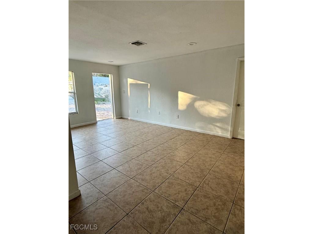 27831 Quinn Street Bonita Springs FL 34135 2025025982 image7