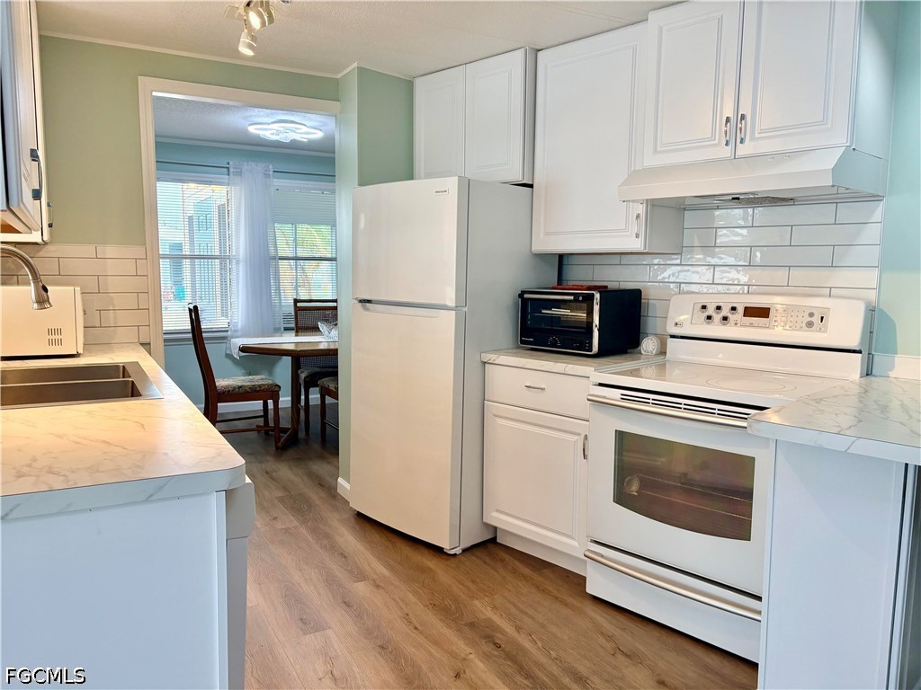2785 Wedgewood Drive North Fort Myers FL 33917 2026020184 image11