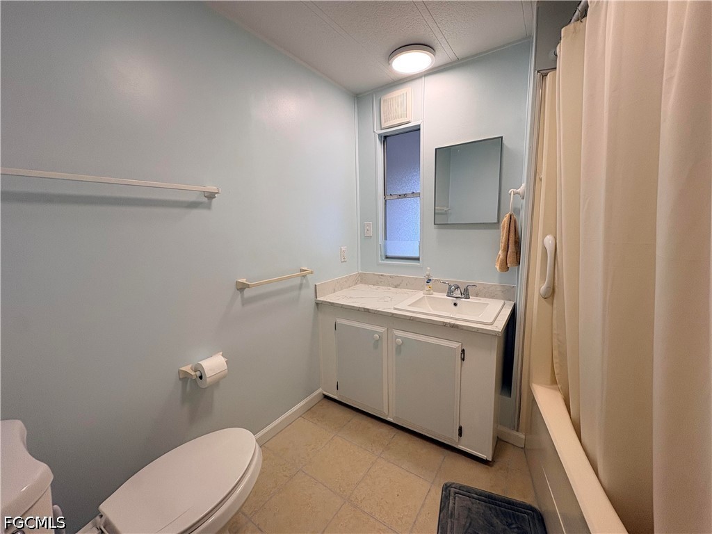 2785 Wedgewood Drive North Fort Myers FL 33917 2026020184 image23