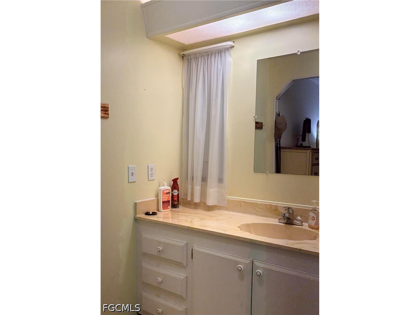 2787 Breezewood Drive North Fort Myers FL 33917 2026015513 image26