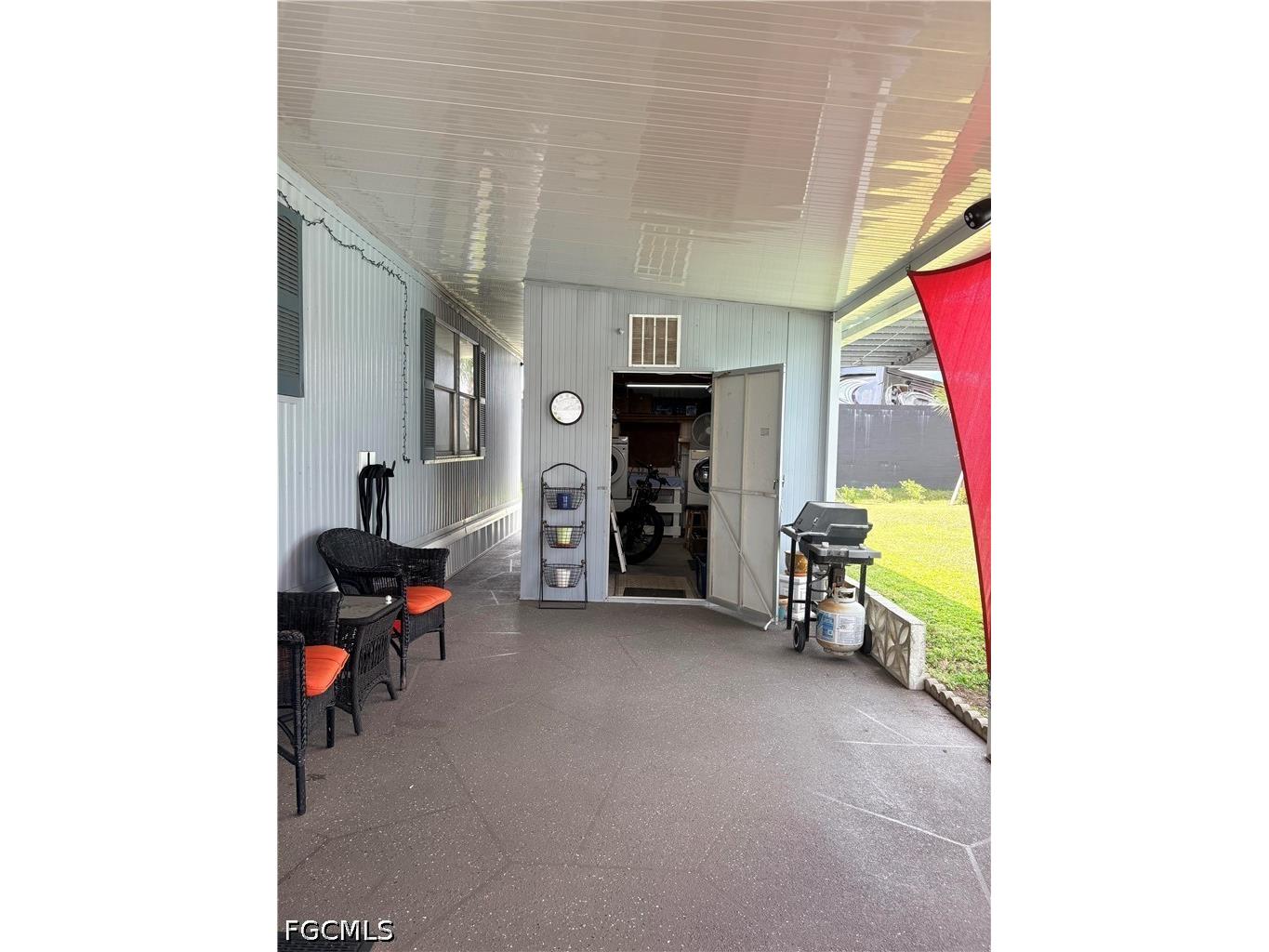 2787 Breezewood Drive North Fort Myers FL 33917 2026015513 image4