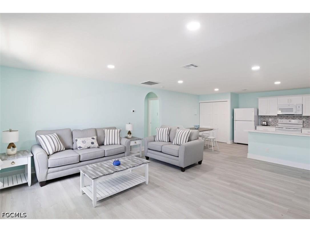27870-27872 Vermont Street Bonita Springs FL 34135 2026019301 image9