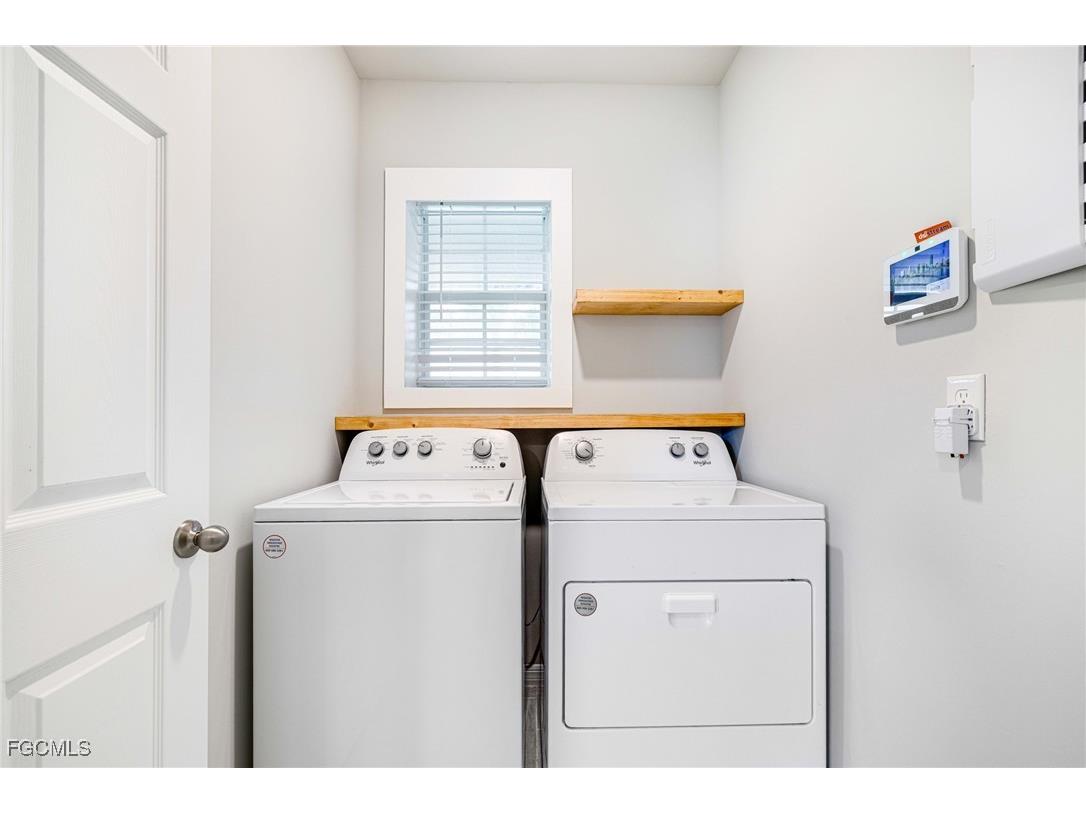 2788 Star Coral Drive North Fort Myers FL 33903 2025007753 image15