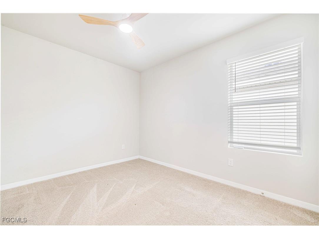 2788 Star Coral Drive North Fort Myers FL 33903 2025007753 image31