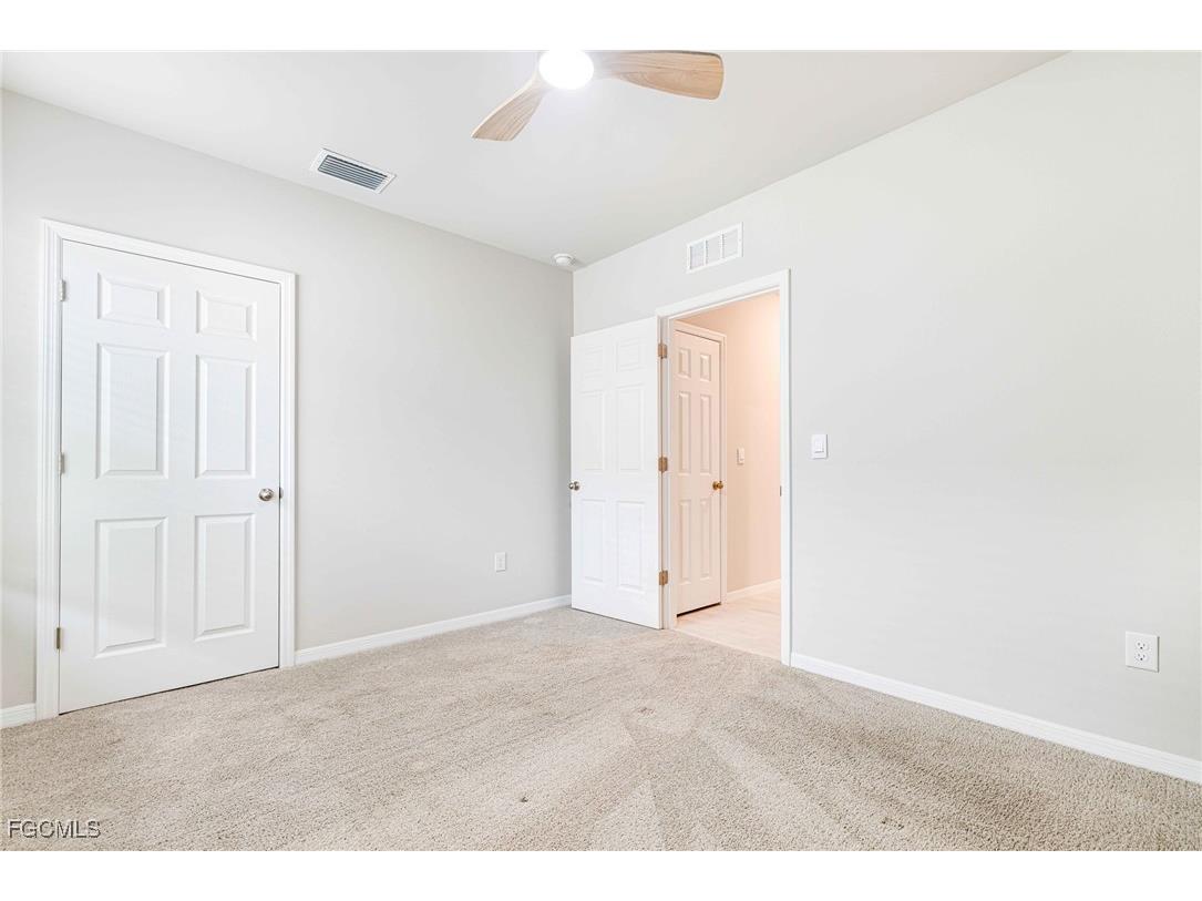2788 Star Coral Drive North Fort Myers FL 33903 2025007753 image33