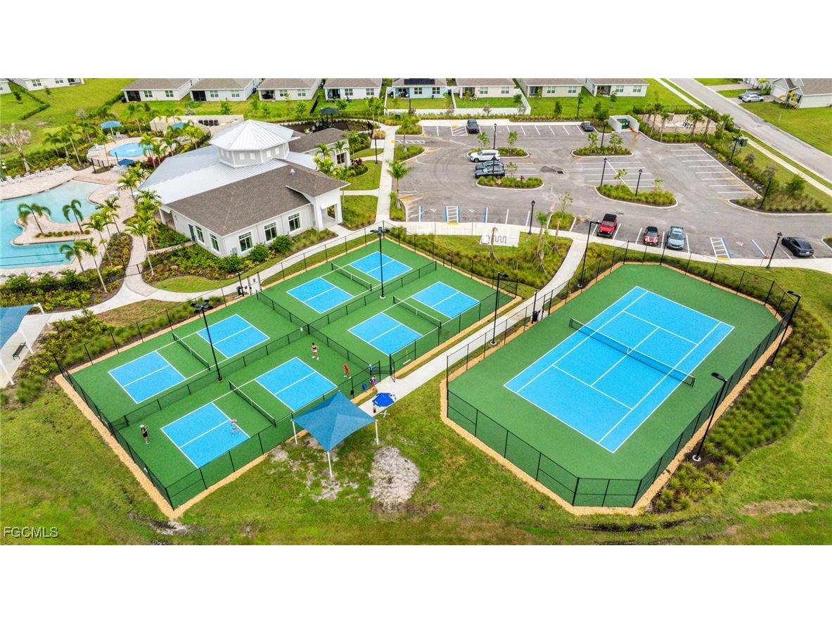 2788 Star Coral Drive North Fort Myers FL 33903 2025007753 image41