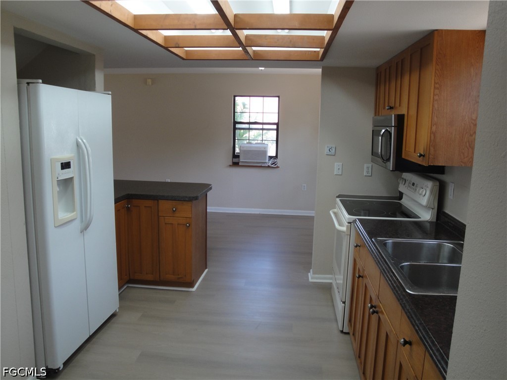 279 Hubbard Avenue North Fort Myers FL 33917 2026020729 image5