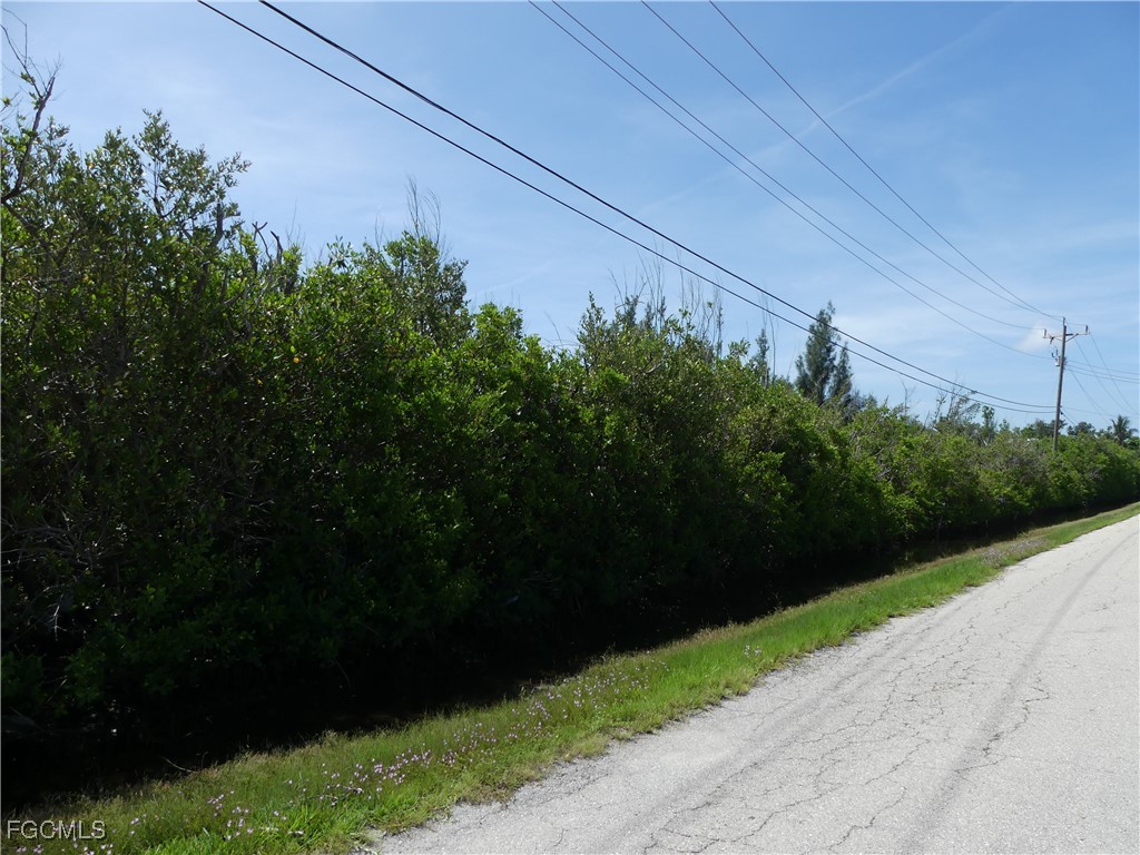 2790 Date Street Saint James City FL 33956 2025023448 image4