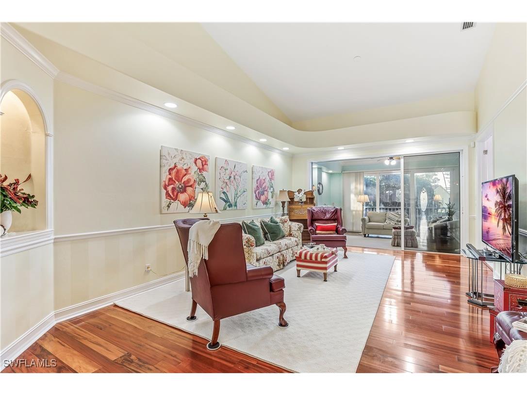 2790 Kings Lake Boulevard #202 Naples FL 34112 225076213 image3