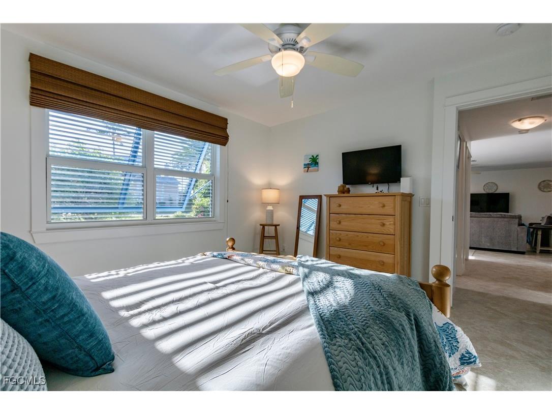 2790 Teal Court Saint James City FL 33956 2025016176 image19