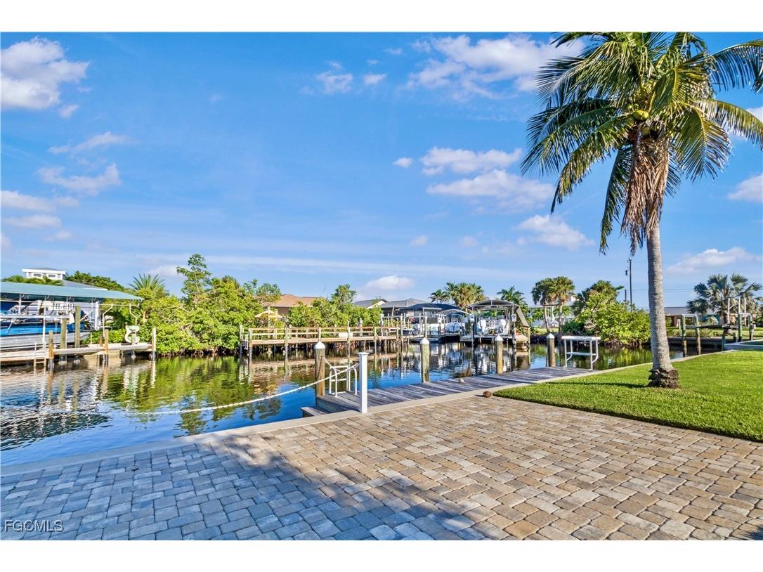 2790 Teal Court Saint James City FL 33956 2025016176 image39