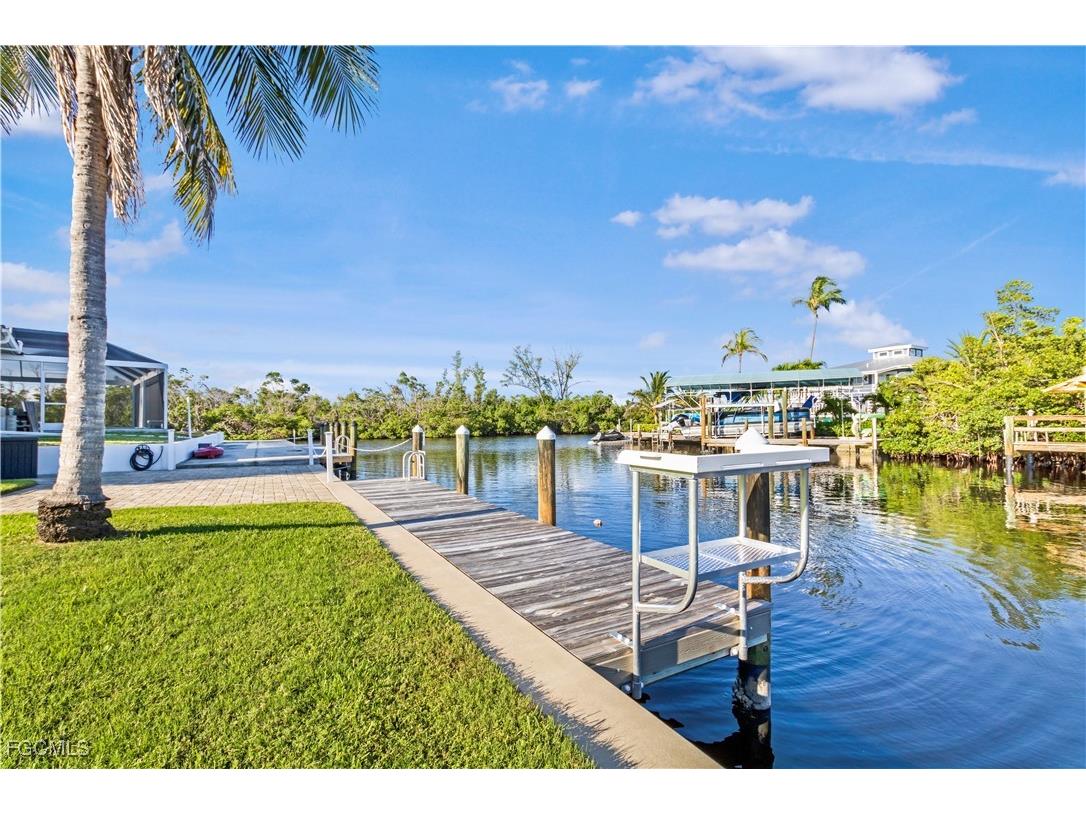 2790 Teal Court Saint James City FL 33956 2025016176 image40