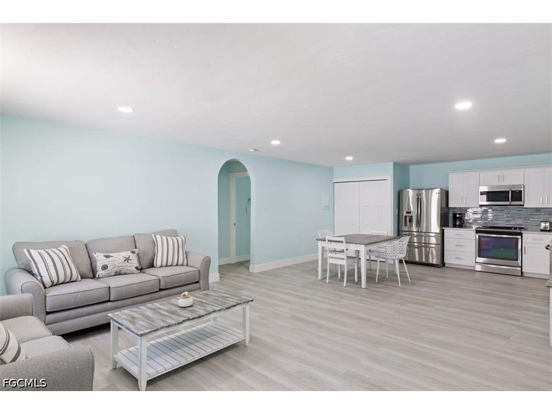 27900-902 Vermont Street Bonita Springs FL 34135 2026019297 image2