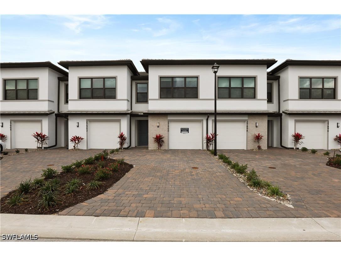27900 Radiant Court Bonita Springs FL 34135 225083651 image1
