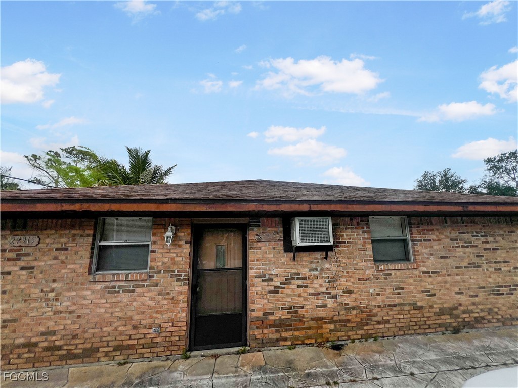27917 Washington Street Bonita Springs FL 34135 2025014319 image2