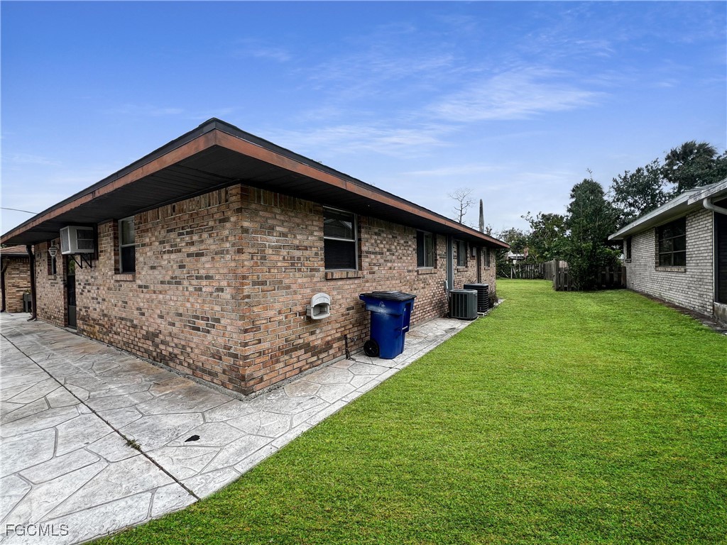 27917 Washington Street Bonita Springs FL 34135 2025014319 image21