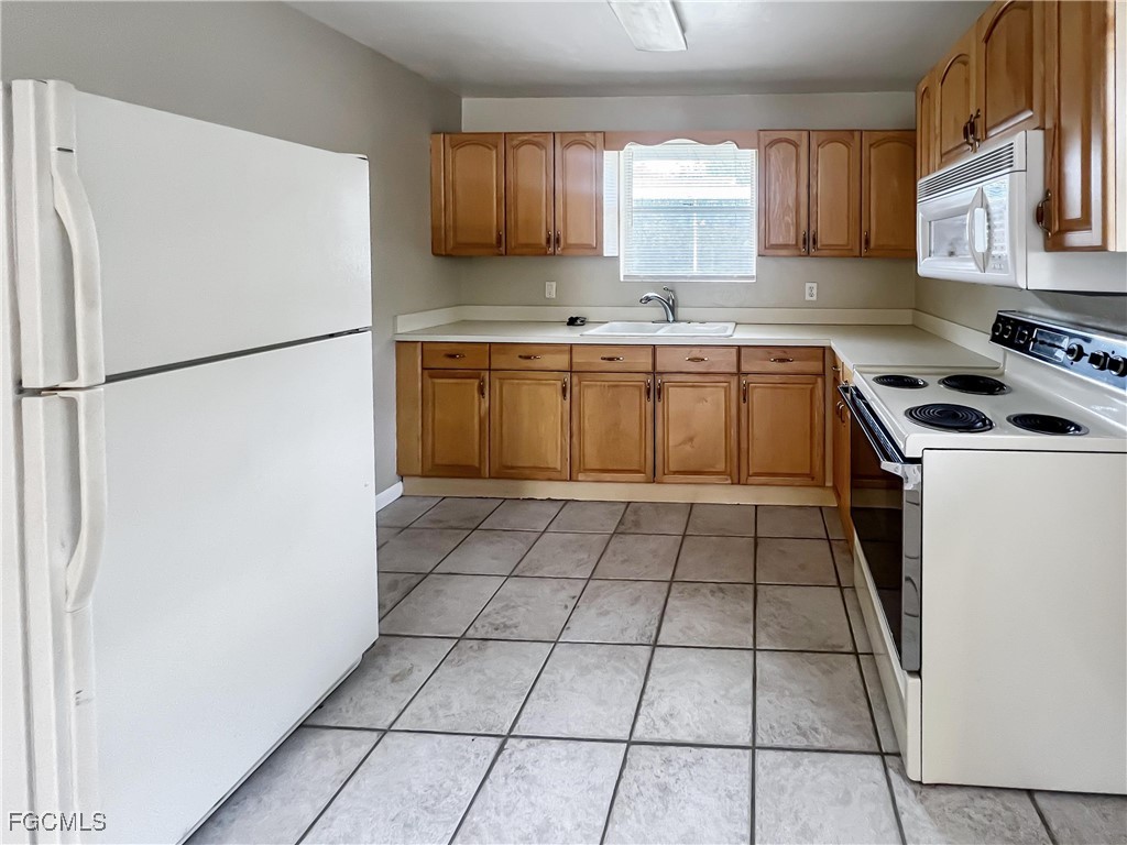 27917 Washington Street Bonita Springs FL 34135 2025014319 image9