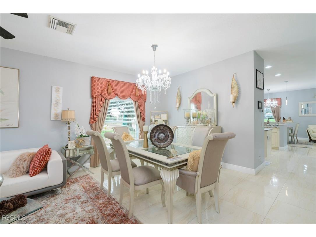 2793 Amberwood Court Naples FL 34120 2025006708 image4