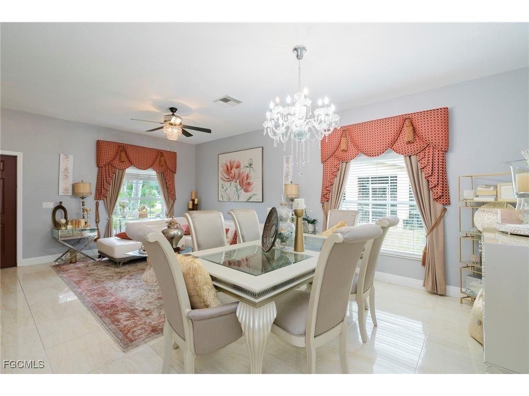 2793 Amberwood Court Naples FL 34120 2025006708 image5