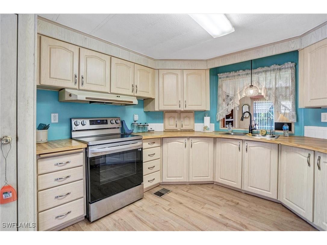 27940 Leatherwood Circle Punta Gorda FL 33950 225048712 image6