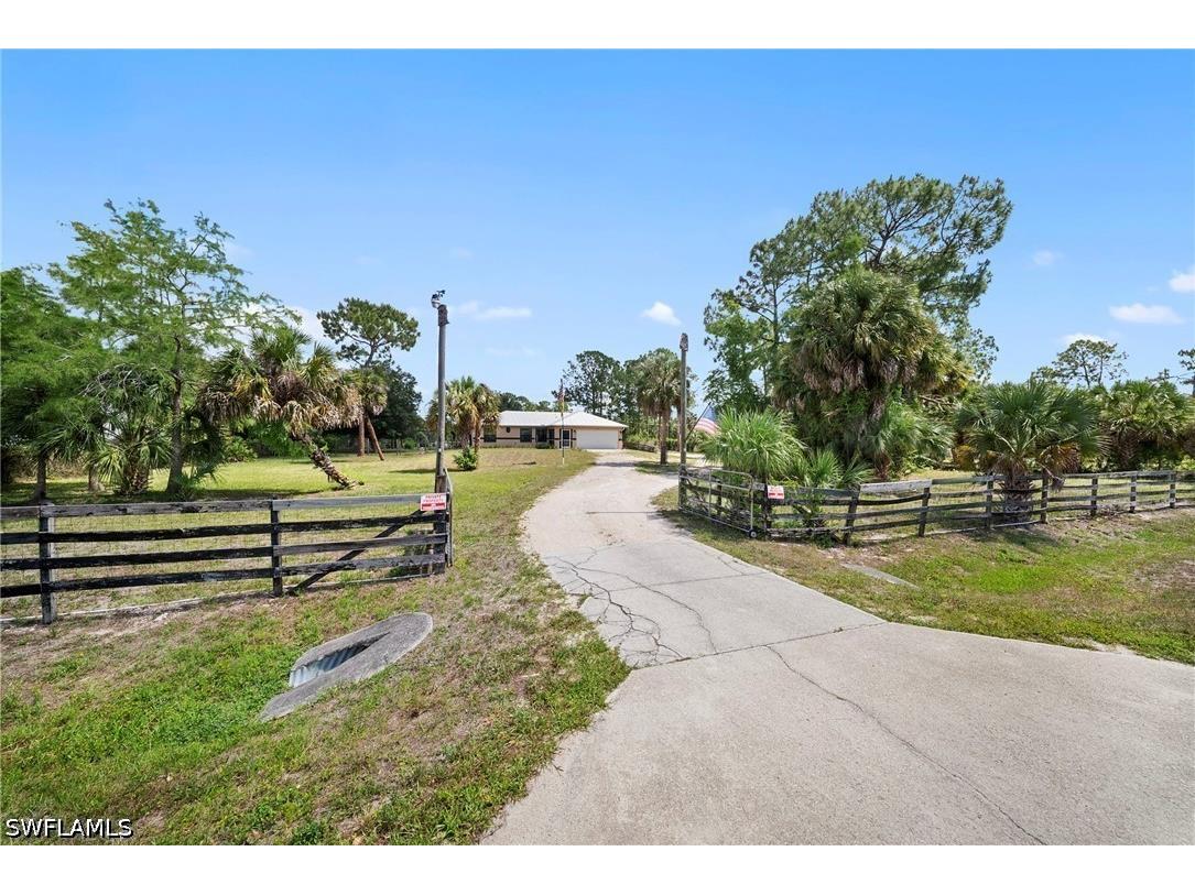 2795 12th Avenue SE Naples FL 34117 226020683 image4